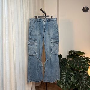 ZARA TRF Belt Loop Cargo Jeans Relaxed Fit - Size 10